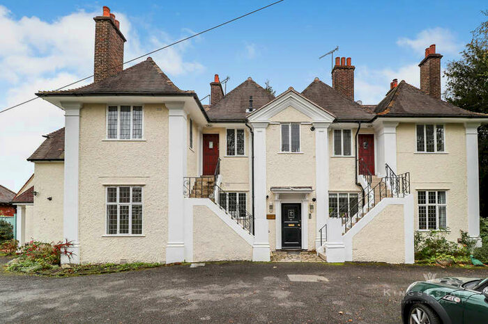 2 Bedroom Flat To Rent In Frant Road, Tunbridge Wells, TN2