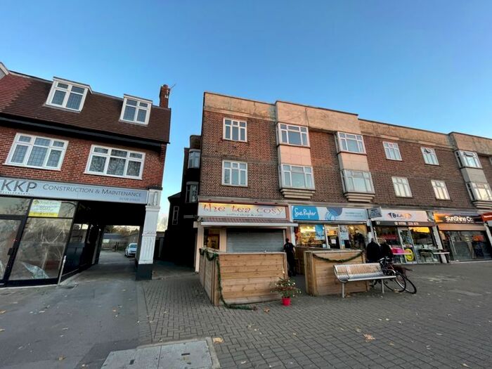 2 Bedroom Flat To Rent In Springfield Court, Corbets Tey Road, Upminster RM14