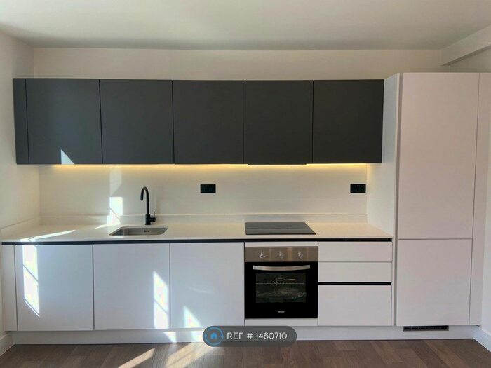 1 Bedroom Flat To Rent In Ballards Lane, London, N3