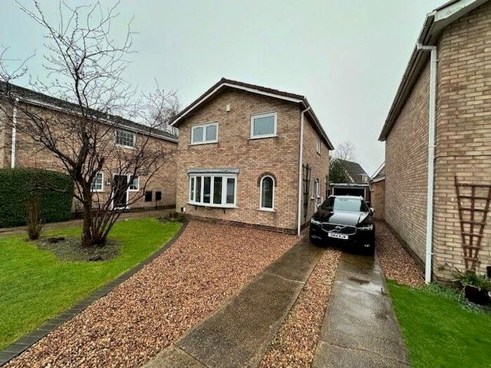 4 Bedroom Detached House To Rent In Miterdale, York, YO24