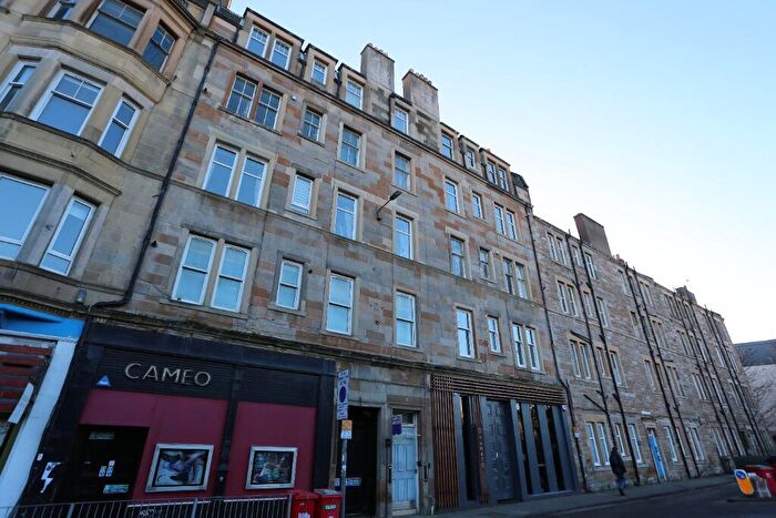 1 Bedroom Flat To Rent In Lochrin Terrace, Tollcross, Edinburgh, EH3