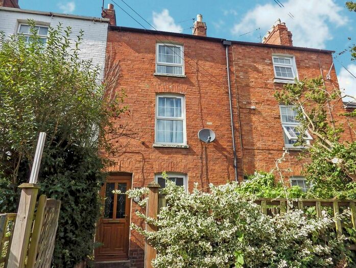 3 Bedroom Terraced House To Rent In Milton Street, Banbury, Oxon, OX16