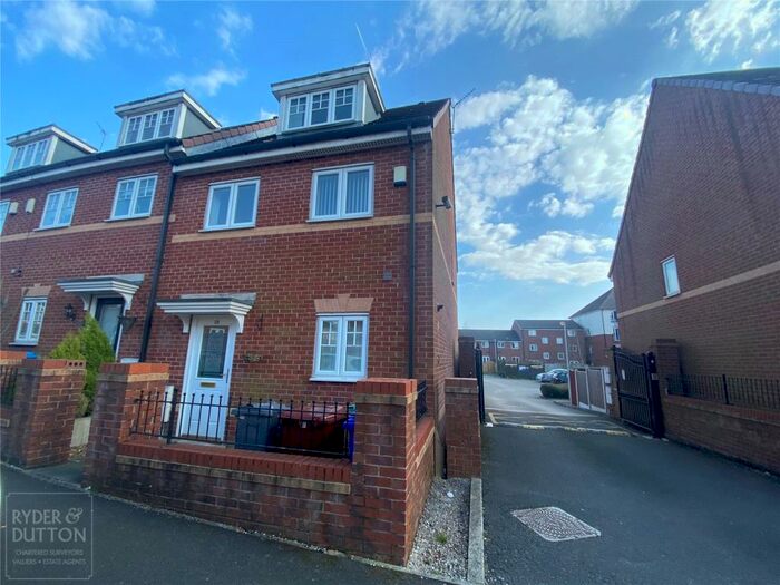 3 Bedroom Town House To Rent In Kilmaine Avenue, Moston, Manchester, M9