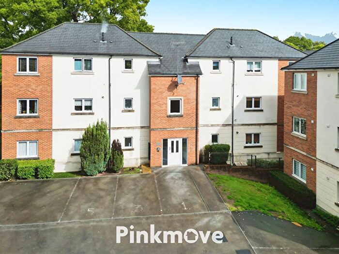 2 Bedroom Flat For Sale In Golden Mile View, Newport, NP20