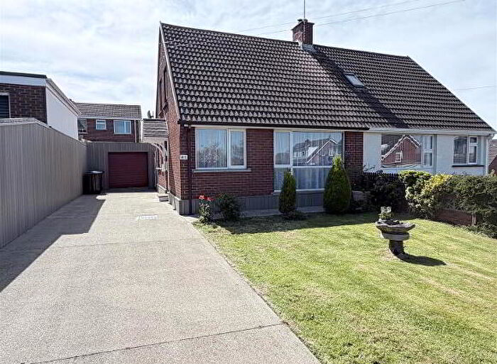 3 Bedroom Semi-detached Chalets For Sale In Erosmore Drive, L'Derry, BT47