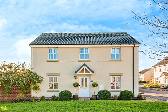 4 Bedroom Detached House For Sale In Oatlands, Swindon, SN5