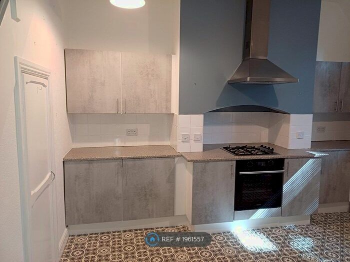 2 Bedroom Terraced House To Rent In Coalshaw Green Road, Oldham, OL9