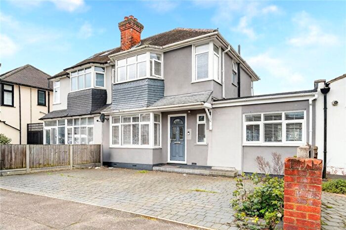 4 Bedroom Terraced House For Sale In Harold Road, Chingford, London, E4