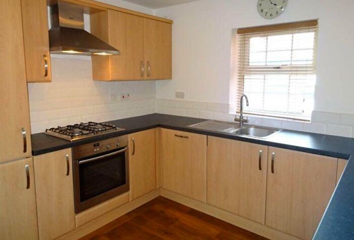 2 Bedroom Flat To Rent In A Midhill Road, Heeley, Sheffield, South Yorkshire, S2