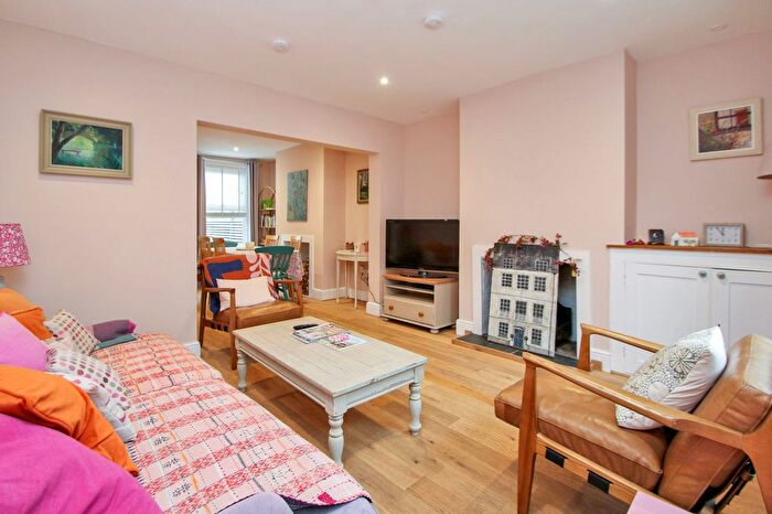 2 Bedroom Terraced House For Sale In South Undercliff, Rye, TN31