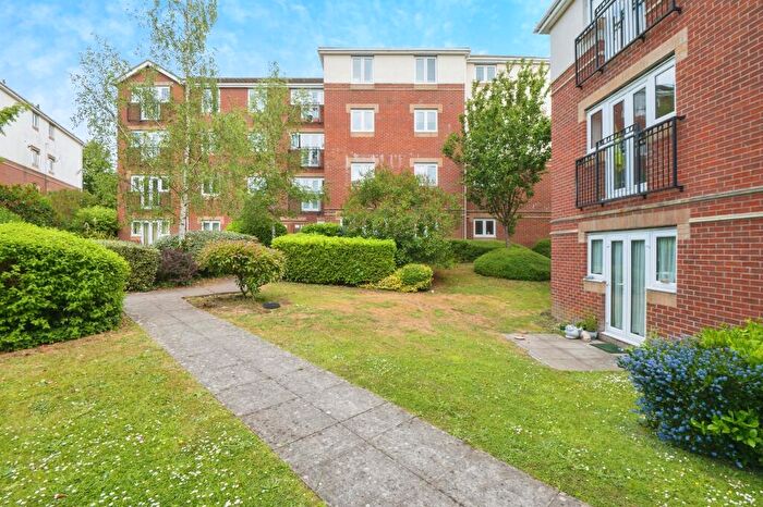 1 Bedroom Flat For Sale In West End Road, Southampton, SO18
