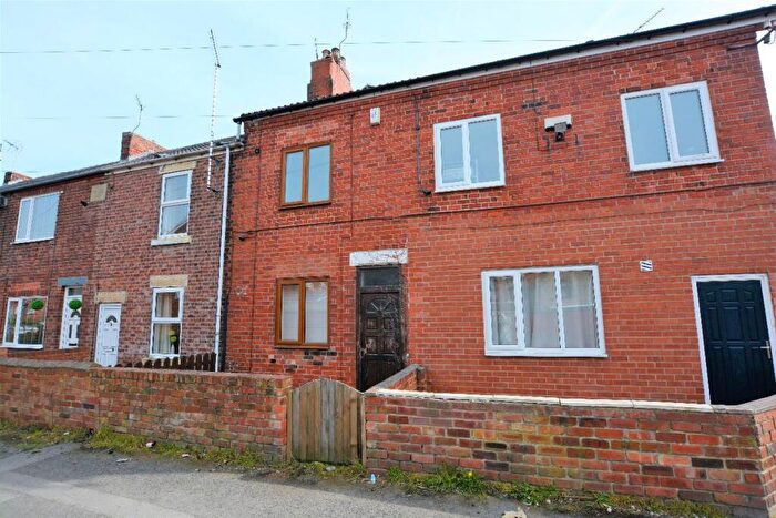 2 Bedroom Terraced House To Rent In Thomas Street, Kiveton Park, Sheffield, S26