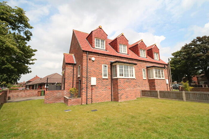 2 Bedroom Semi-Detached House For Sale In Windsor Road, Crowle, North Lincolnshire, DN17