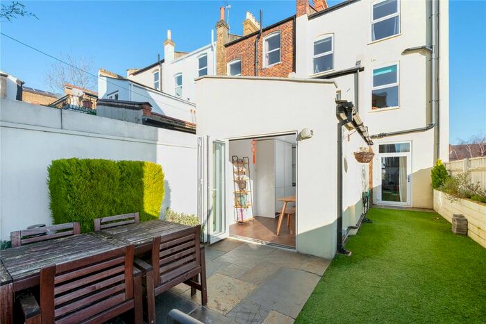 4 Bedroom End Of Terrace House To Rent In Kirkdale, Sydenham, London, SE26