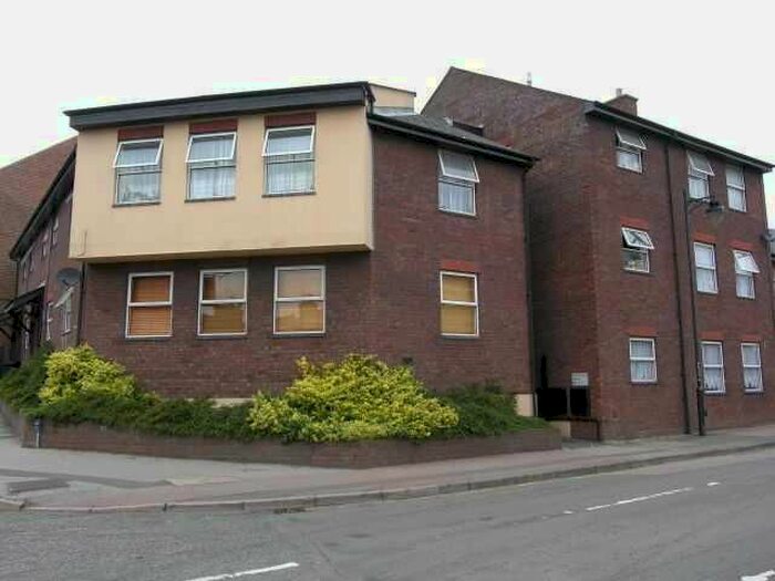 2 Bedroom Flat To Rent In Wellington Street, Luton, LU1