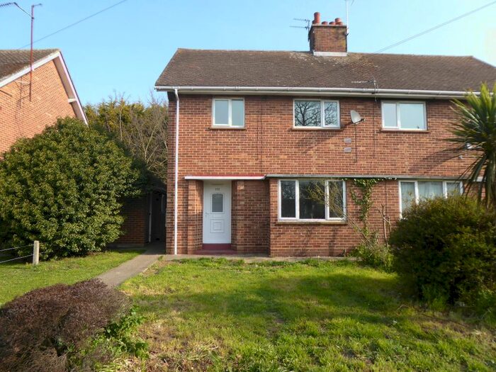 1 Bedroom Flat To Rent In Normanston Drive, Lowestoft, NR32