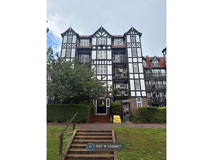 Studio To Rent In Holly Lodge Mansions, London, N6