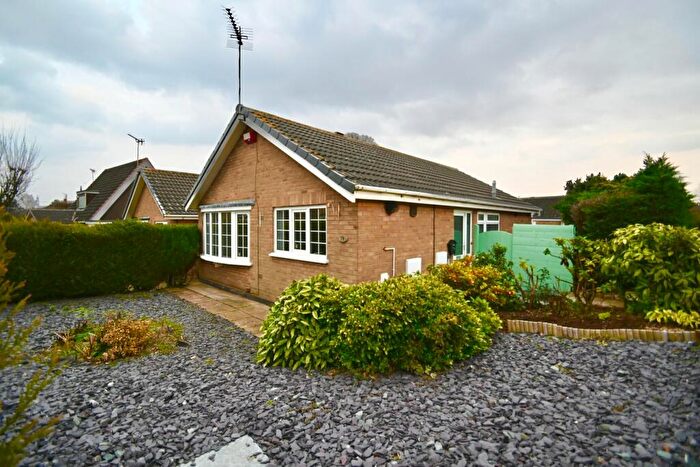2 Bedroom Detached Bungalow To Rent In Swannington Close, Doncaster, DN4