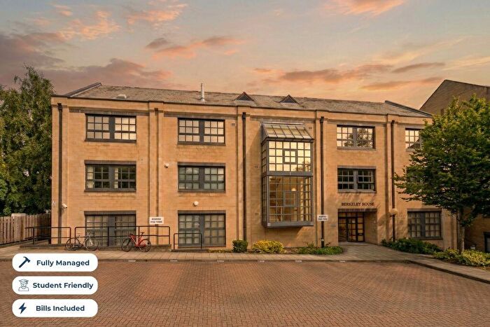 5 Bedroom Flat To Rent In Berkeley House, Lower Bristol Road, Bath, Somerset, BA2