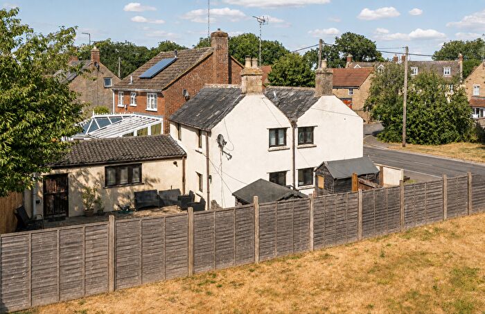 3 Bedroom Detached House For Sale In The Forty, Cricklade, SN6