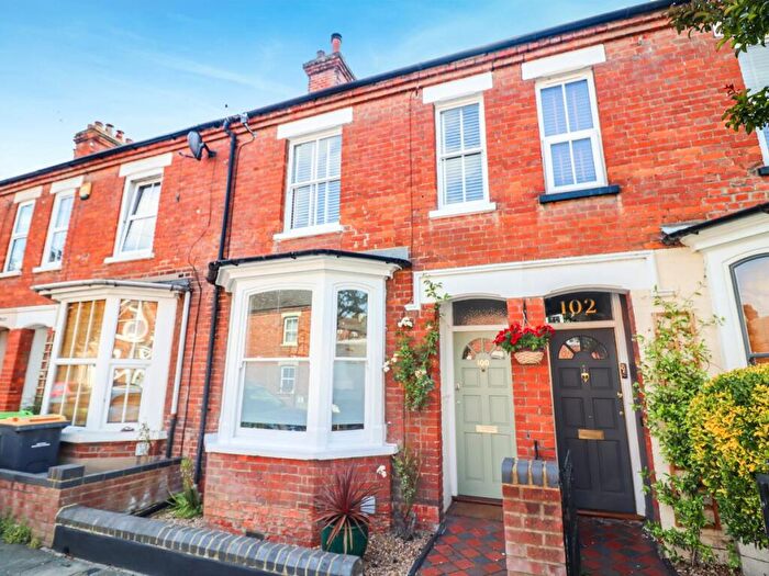 2 Bedroom Terraced House To Rent In Bower Street, Bedford, MK40