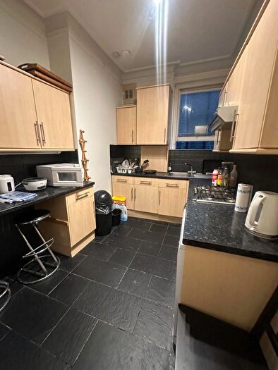 2 Bedroom Flat To Rent In Alexandra Court, Maida Vale, W9