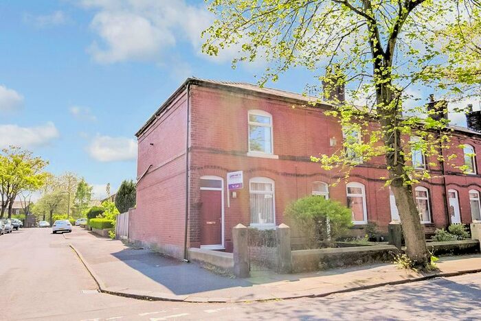 2 Bedroom End Of Terrace House To Rent In Nipper Lane, Whitefield, Manchester M45