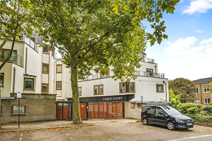 1 Bedroom Flat To Rent In Cable Court, Rope Street, London, SE16