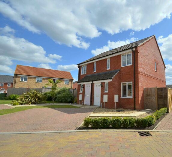 2 Bedroom Semi-Detached House To Rent In Liz Jones Way, Norwich, NR11