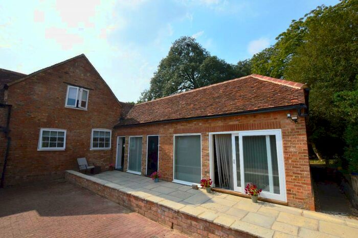 1 Bedroom Barn Conversion To Rent In High Street, North Crawley, MK16
