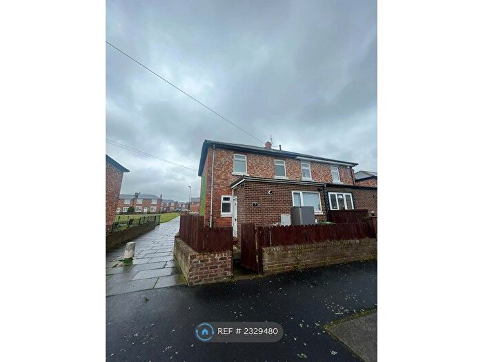 3 Bedroom Semi-Detached House To Rent In Wordsworth Avenue East, Durham, DH5