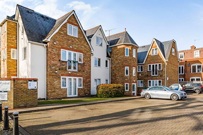 2 Bedroom Flat To Rent In Beaumont Road, Windsor, SL4