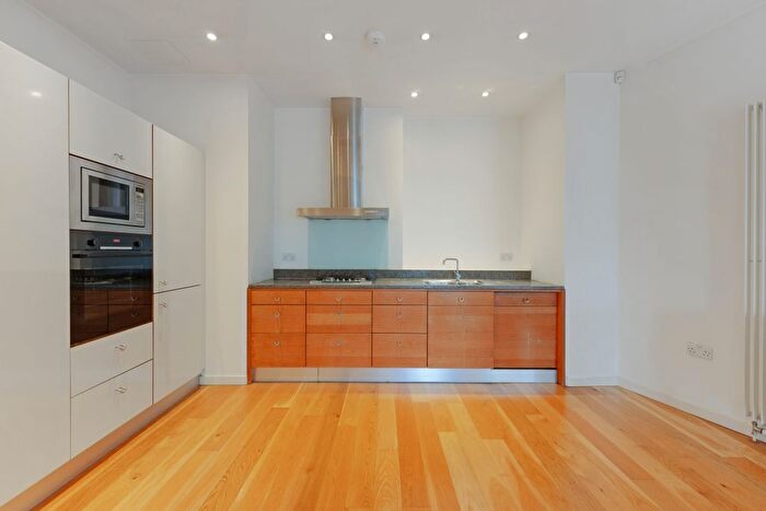 1 Bedroom Flat To Rent In Mumford Mills, Greenwich High Road, London, SE10