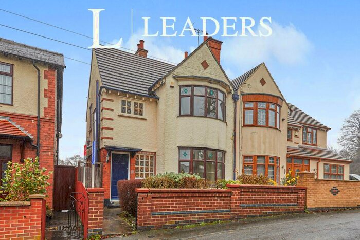 3 Bedroom Semi-Detached House To Rent In Littleover Lane, Littleover, DE23