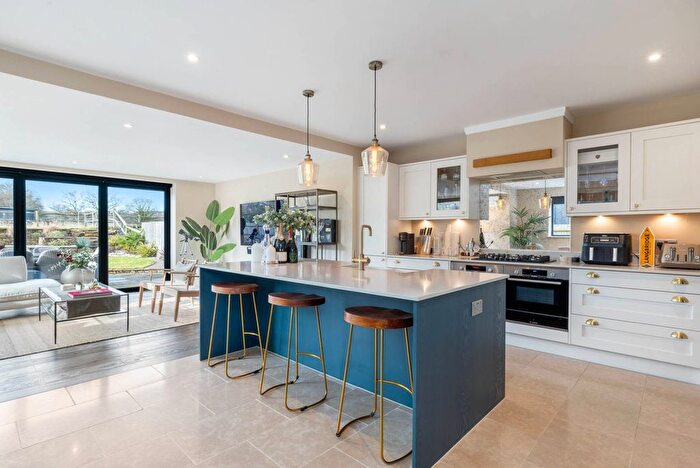 4 Bedroom Detached House For Sale In Stud Barns, Farnham, Farnham, GU10