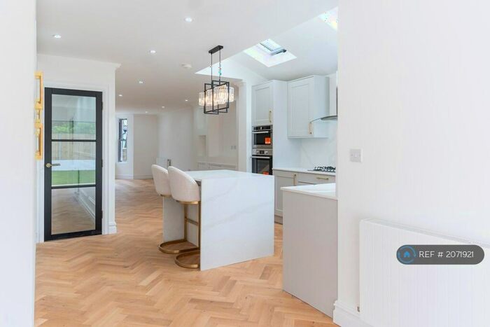 5 Bedroom Terraced House To Rent In Spenser Road, London, SE24