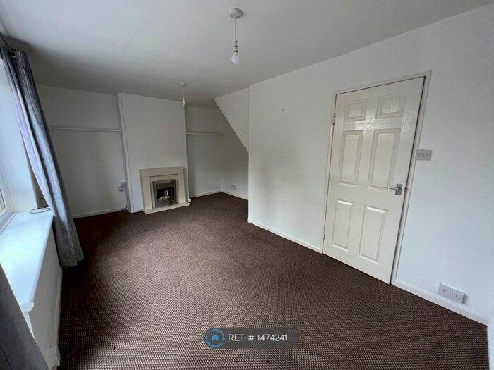 2 Bedroom Maisonette To Rent In Western Avenue, Market Harborough, LE16