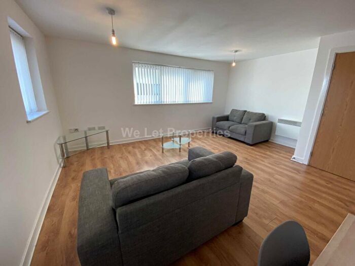 3 Bedroom Apartment To Rent In , Naval Street, NQ4