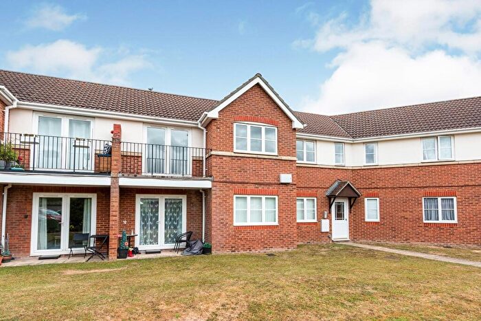2 Bedroom Flat To Rent In Clover Leaf Way, Old Basing, Basingstoke, Hampshire, RG24
