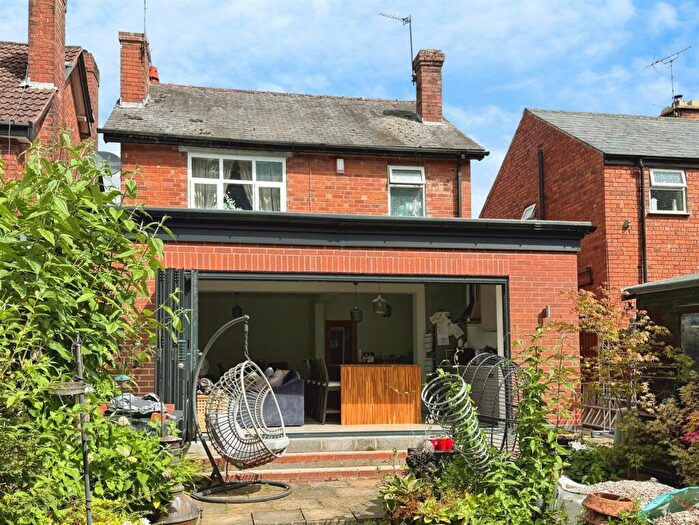 3 Bedroom Detached House For Sale In Lockton Avenue, Heanor, DE75