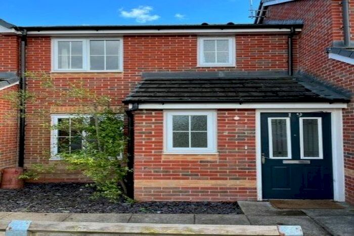 3 Bedroom Terraced House To Rent In Min Y Ddol, Chester, CH4