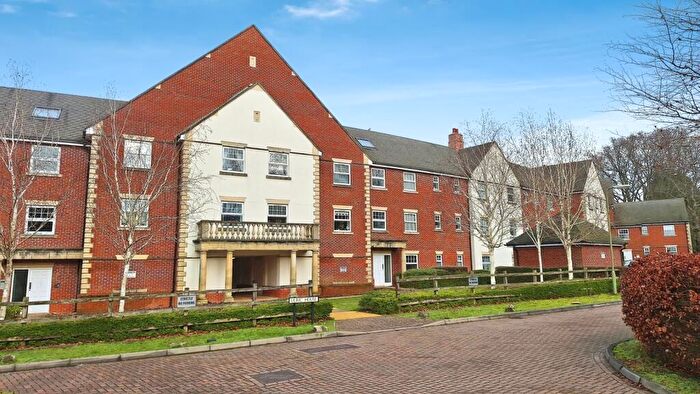 2 Bedroom Apartment For Sale In Waleron Road, Fleet, Hampshire, GU51
