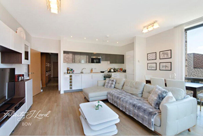 2 Bedroom Flat To Rent In Truman Walk, London, E3