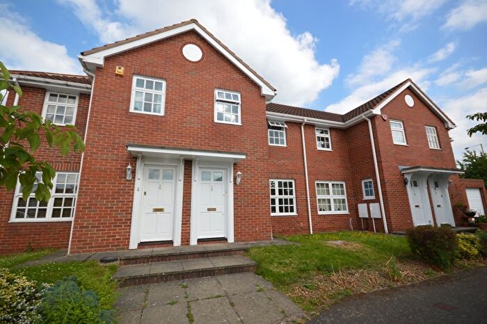 3 Bedroom Detached House To Rent In Rooks Close, Welwyn Garden City, AL8