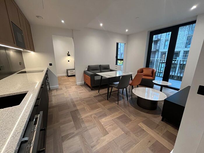 1 Bedroom Flat To Rent In Boxwood Gardens, London, E1W