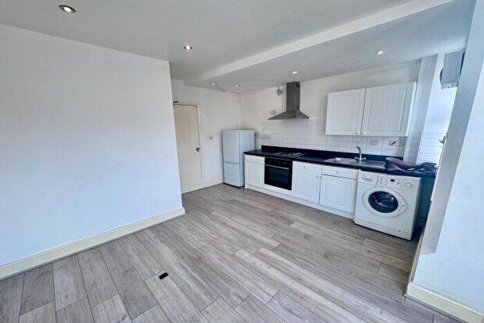 1 Bedroom Flat To Rent In Noel Street, Nottingham, NG7