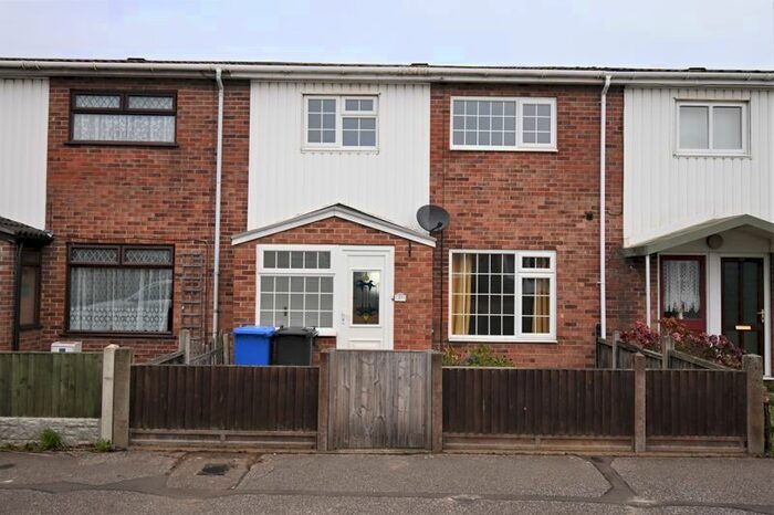 3 Bedroom Terraced House To Rent In Wissett Way, Lowestoft NR32