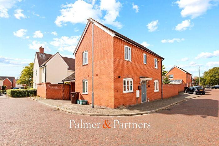 3 Bedroom Detached House For Sale In Wall Mews, Colchester, Essex, CO2