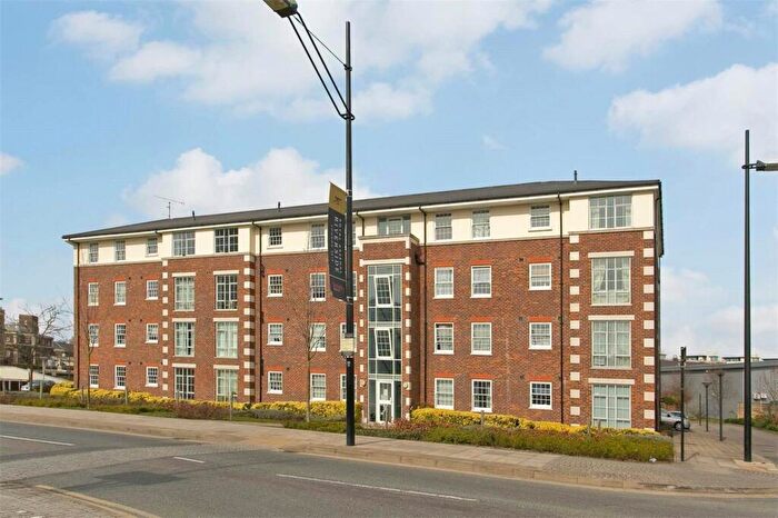 2 Bedroom Apartment For Sale In Cornwallis Road, Woolwich, London, SE18