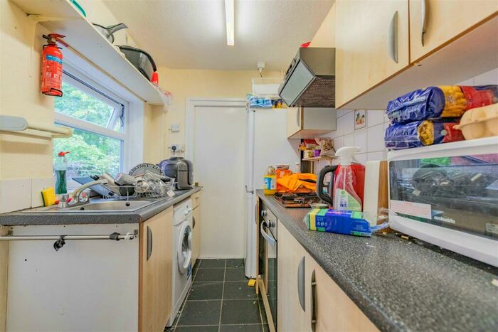 3 Bedroom House To Rent In Gleave Road, Selly Oak, Birmingham, B29